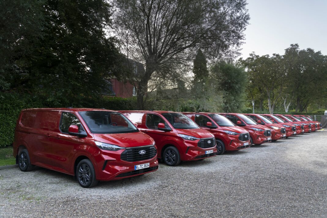 Ford Transit Custom hlavna fotka