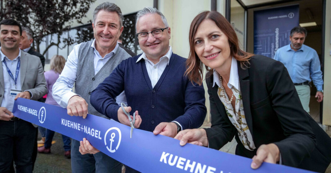 Kuehne+Nagel prestrihnutie pásky