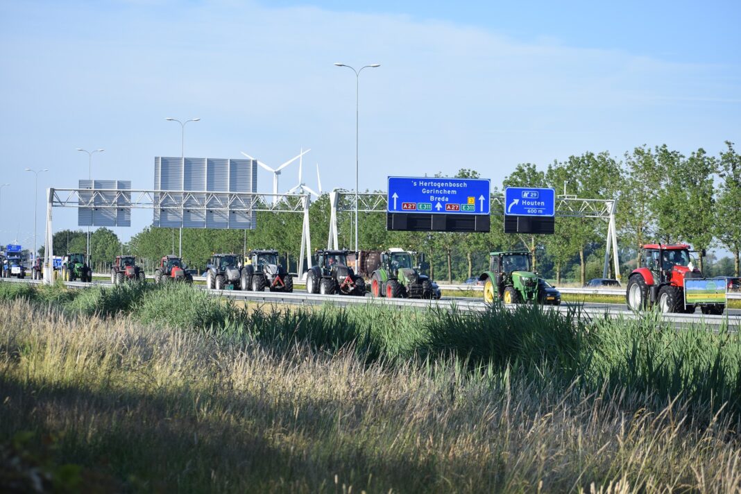 Protesty farmárov