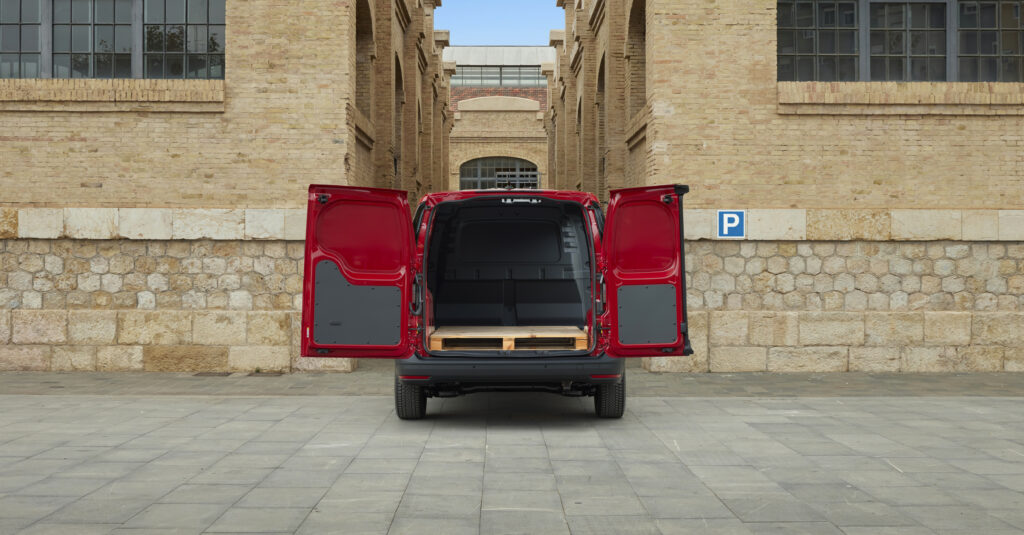 Ford Transit Connect nákladový priestor s paletou