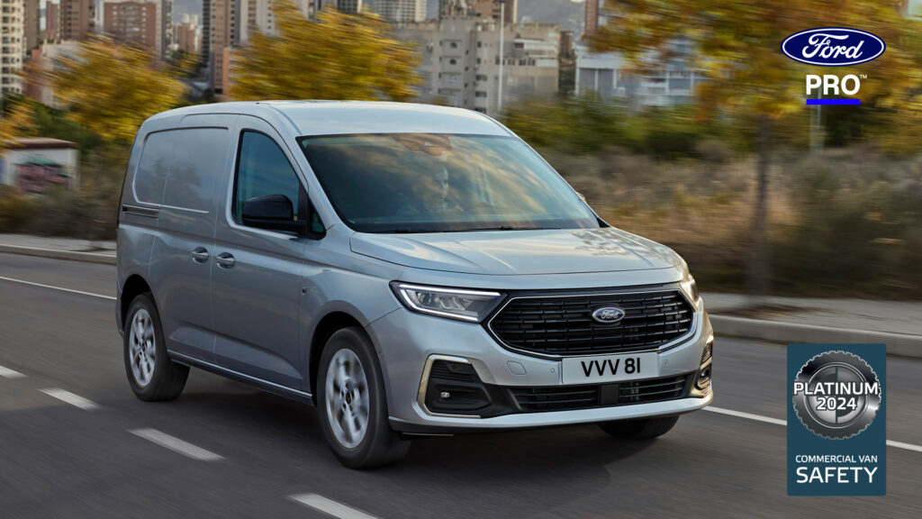 Ford Transit Connect strieborný