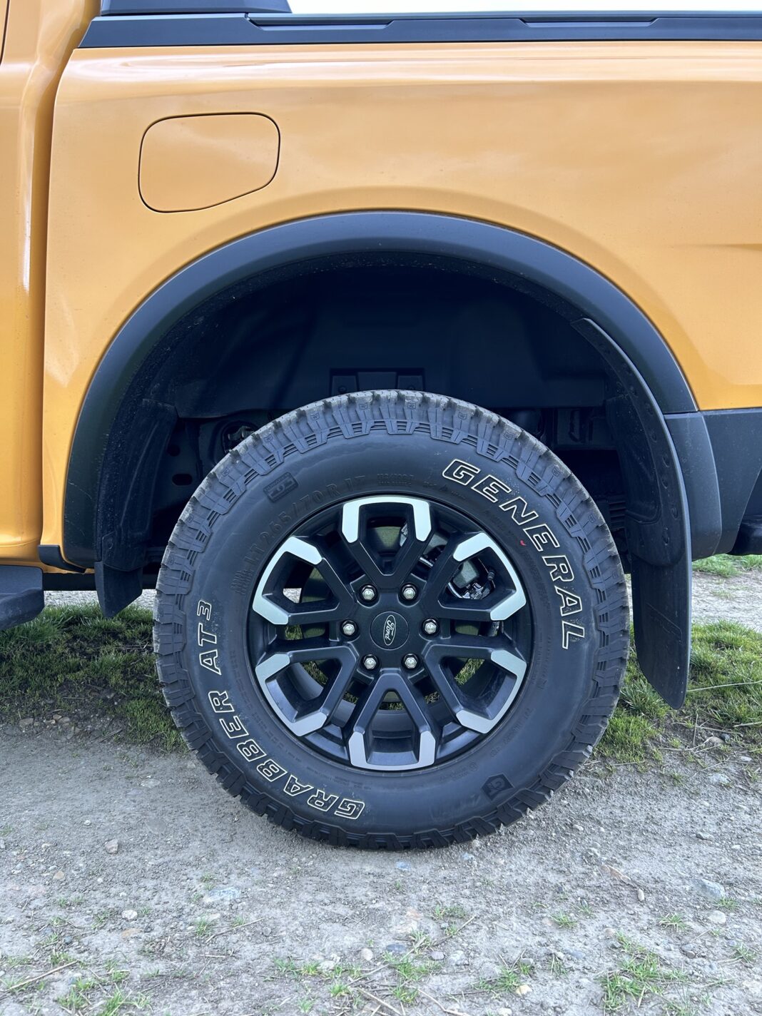 Koleso na pickupe Ford Ranger Wildtrak X