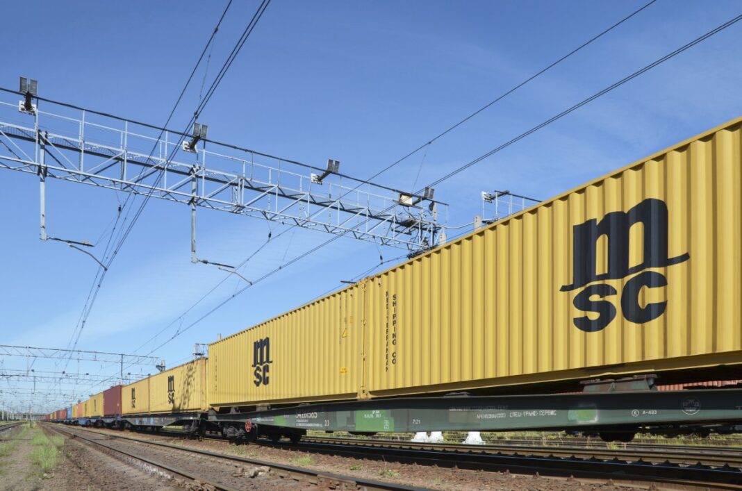 MSC kontajnery na železničných vagónoch