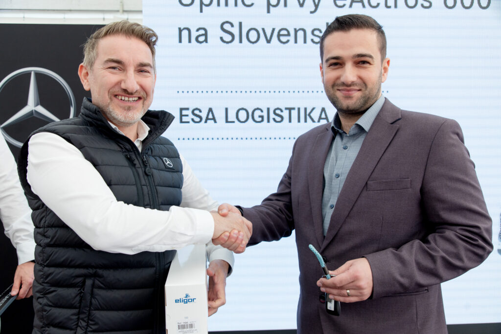 Odovzdanie nového eActros 600 pre ESA Logistika