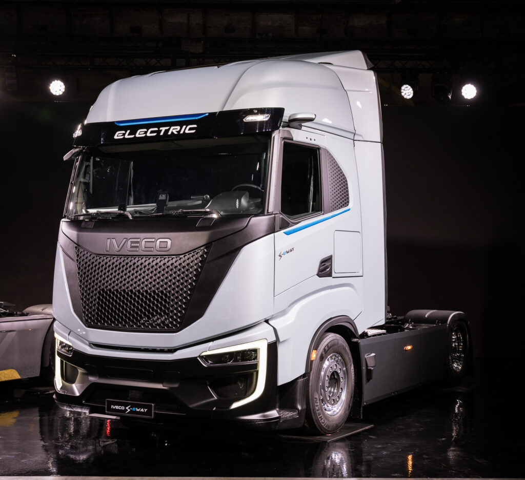 Nový elektrický ťahač IVECO S-eWay Artic