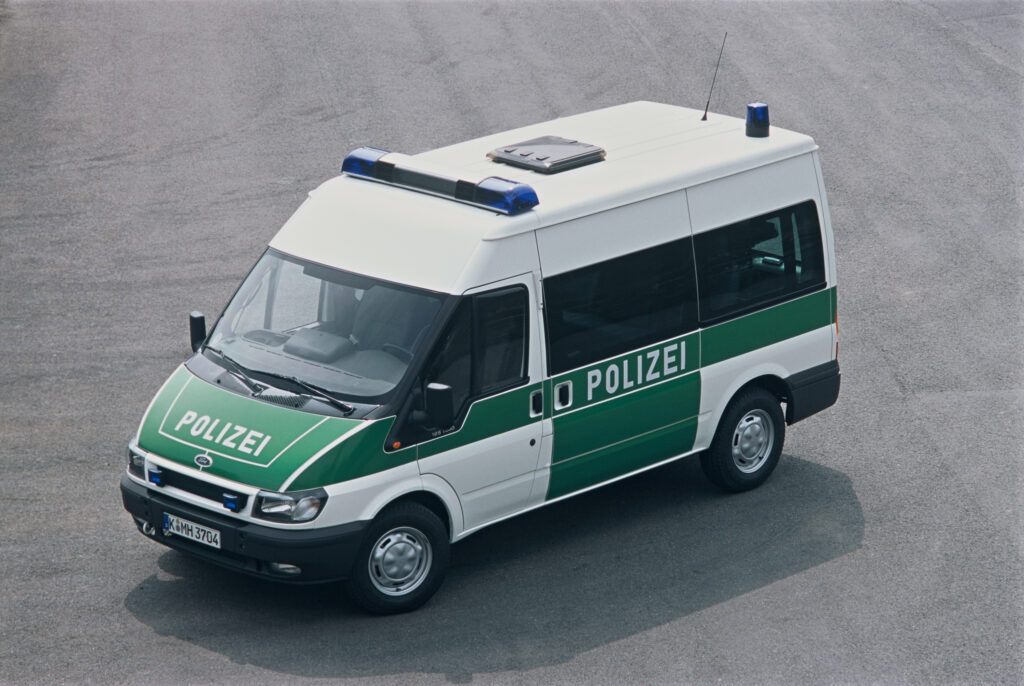 Policajný Ford Transit