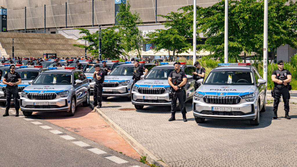 Polícia SR si prevzala vozidlá Škoda Kodiaq