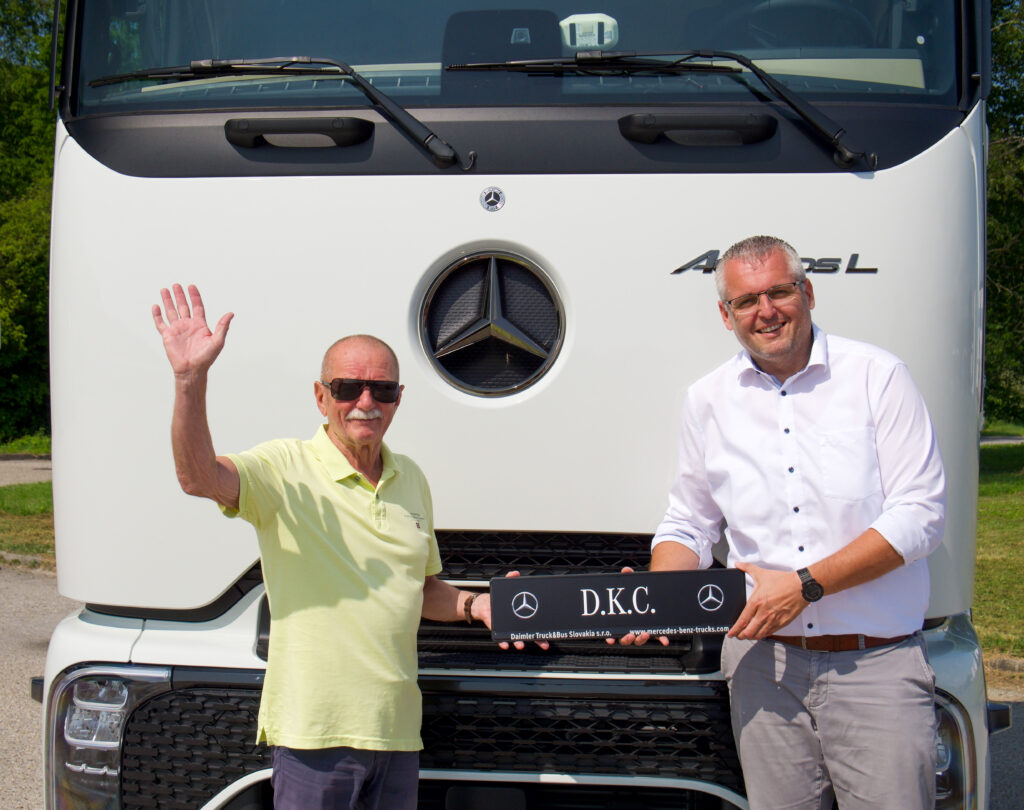 D.K.C. Zvolen je rodinná firma, nový Actros L Procabin doplní ďalšie vozidlá vo flotile