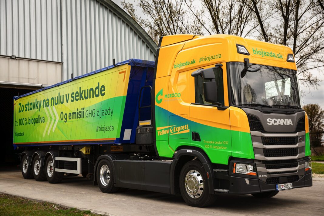 Scania poháňaná palivom biodiesel B100