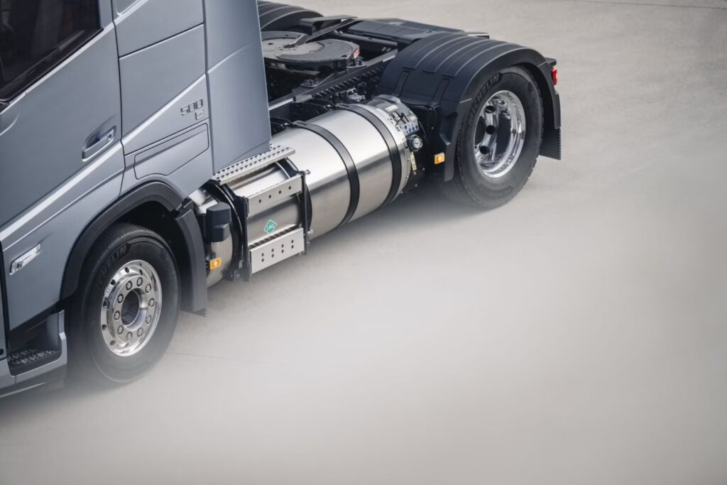 Nádrž na LNG na ťahači Volvo Trucks