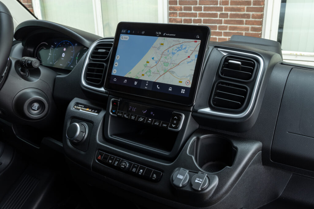 Toyota Proace Max displej infotainmentu
