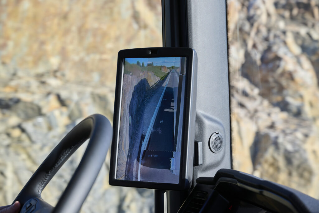 Nové digitálne spätné zrkadlá na ťahači Scania Dynamic