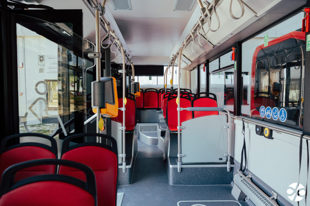 Interiér nových elektrobusov DPB