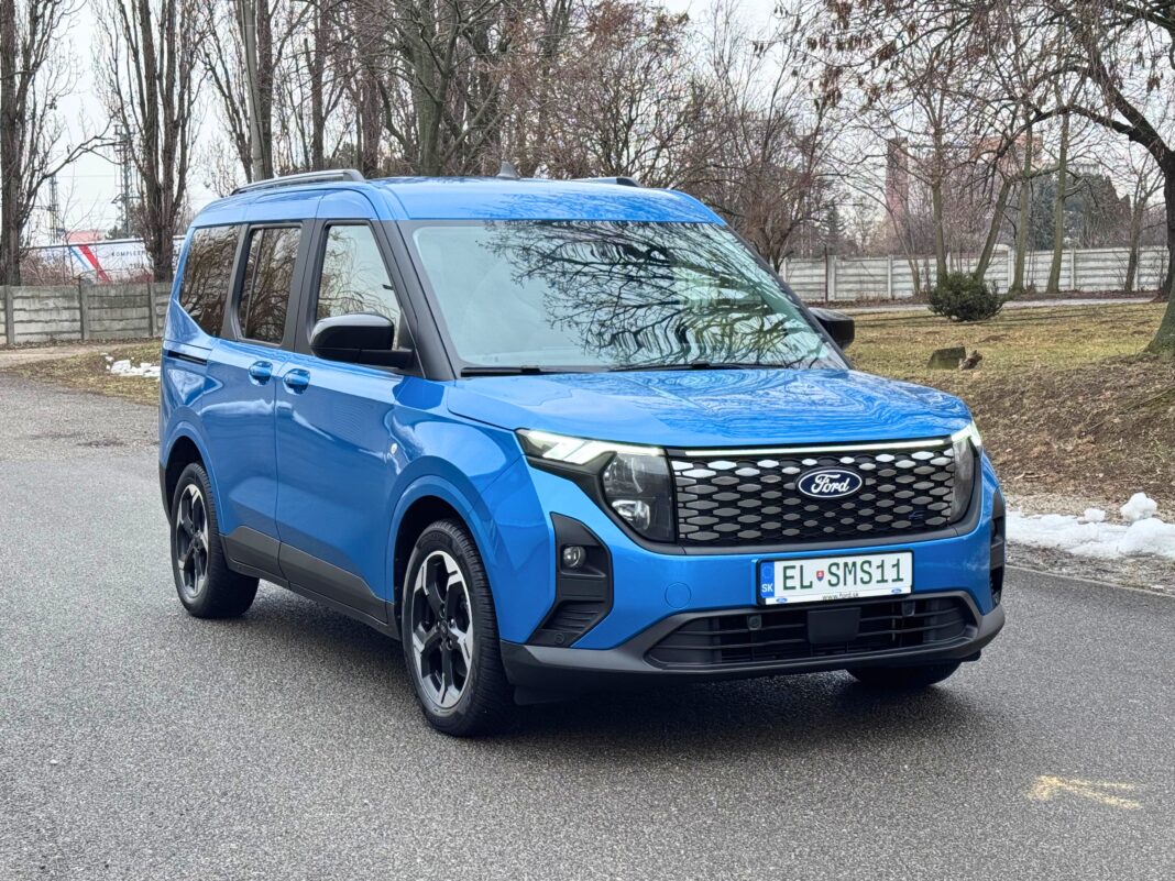 Ford E-Tourneo Courier počas nášho zimného testu