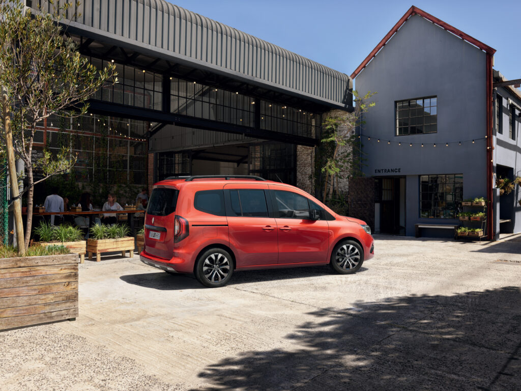 Renault Kangoo E-Tech Electric dostal vylepšené pohonné ústrojenstvo